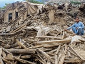 UN refugee chief urges Pakistan to pause Afghan expulsions after quake