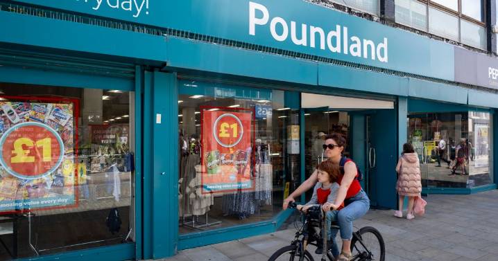 Poundland fans stocking up on 'cute' £1 Halloween set that 'looks fabulous'