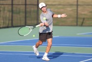 Top-ranked Seaholm holds off Cougars in final league dual