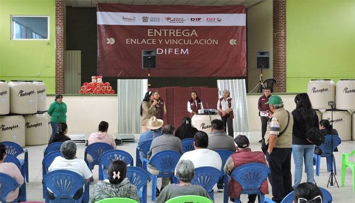 Tenango del Aire entregó apoyos a ciudadanos, en coordinación con GEM