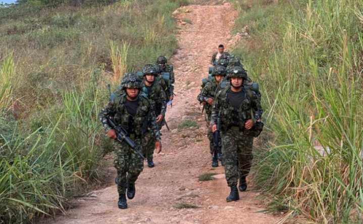 Tras 24 horas de secuestro liberan a los 45 militares en El Tambo, Cauca