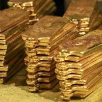 Gold rushes to new high as Asia stocks mixed