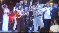 Pancho Barraza enamora a Mazatlán con concierto en el malecón