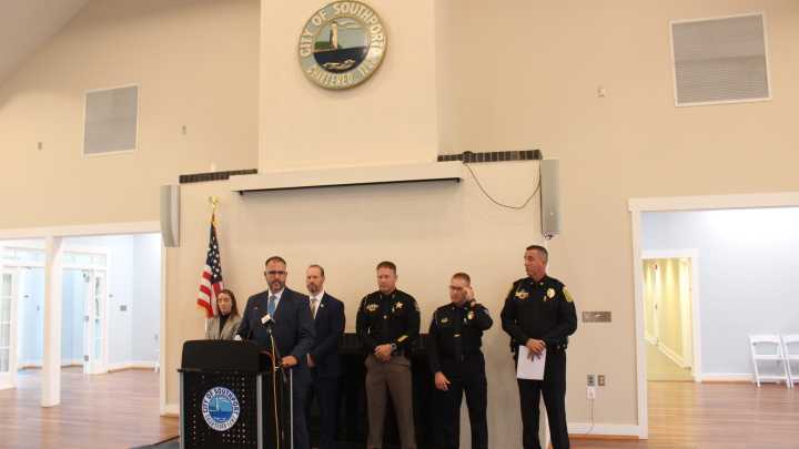 Law enforcement holds press conference on mass shooting…