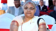 Tras la crisis, Nepal designó a su primera ministra de transición