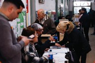 Elección en la provincia de Buenos Aires cierra con creciente expectativa por el resultado