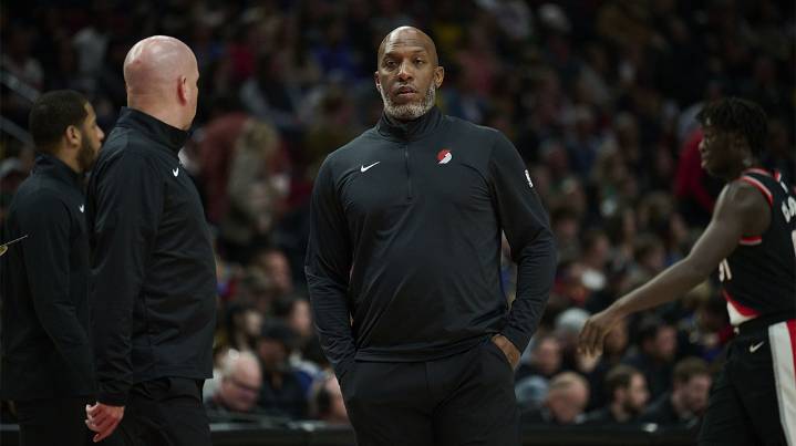Blazers shore up forward position with ex