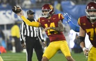 Deadspin | After ugly loss, No. 23 Illinois plots turnaround vs. No. 21 USC