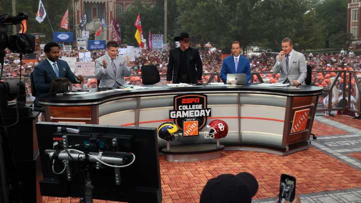 Where is 'College GameDay' this week? Location, schedule for Week 4