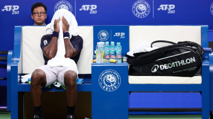 Ex-world number six forced to quit as winless run since Wimbledon persists