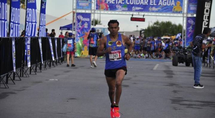 Destacó agente municipal en la carrera de la JMAS