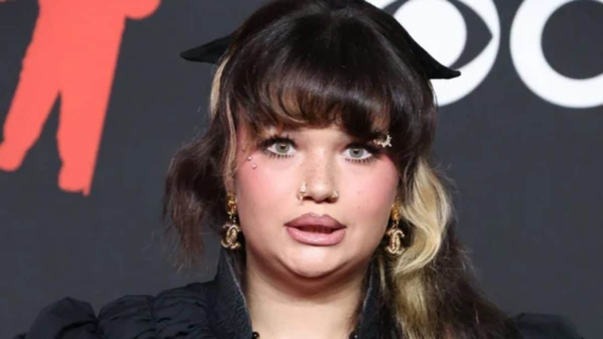Singer Lola Young Collapses During NYC Festival, Gives Health Update