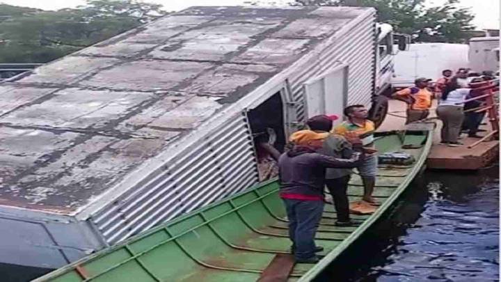 Video: Rescate del camión que cayó al río Portuguesa