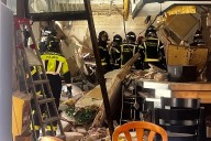 La Policía busca una segunda persona bajo los escombros de la explosión de Vallecas: los perros ya han detectado un cuerpo