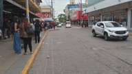 Usuarios enfrentan largas esperas por falta de camiones urbanos en Mazatlán