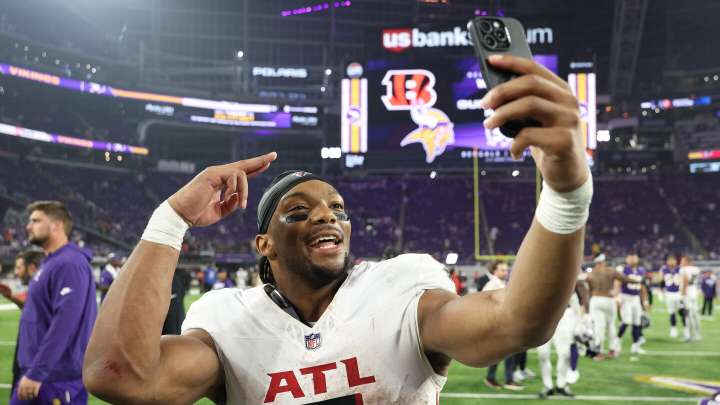 Raheem Morris calls Bijan Robinson the NFL's "best player . . . without a doubt"
