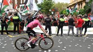 Los ciclistas anuncian que neutralizarán la Vuelta a España si hay más protestas que afecten su recorrido