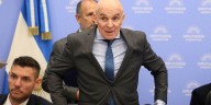 El peronismo amenaza con remover a Espert de una comisión clave, pero acepta que asuma otro libertario