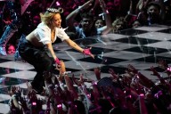 Lady Gaga dazzles at MTV Video Music Awards, which honor Mariah Carey, Ricky Martin and Ozzy