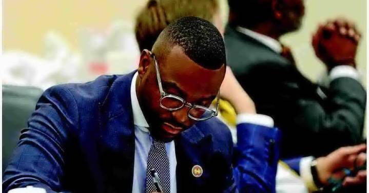 S.C. lawmakers haven't been paid after one of their own sued over raise
