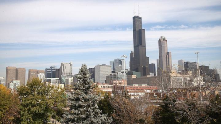 Chicago weather: Sunshine and low 80s after morning fog