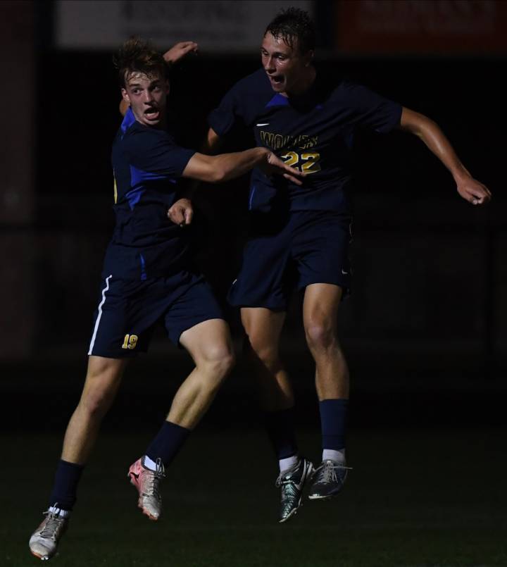 Third-ranked Clarkston has statement second half in victory over Athens