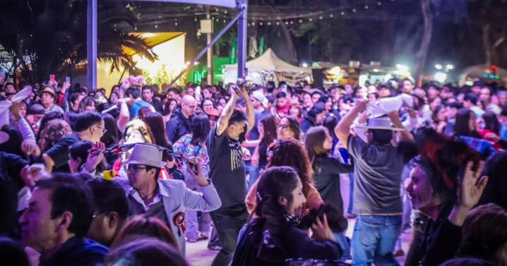 Amenaza de lluvias en la RM: Santiago descarta suspensión de fondas en el Parque O’Higgins este sábado