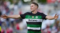 Arsenal's Viktor Gyokeres wins Gerd Muller Trophy as top striker in world