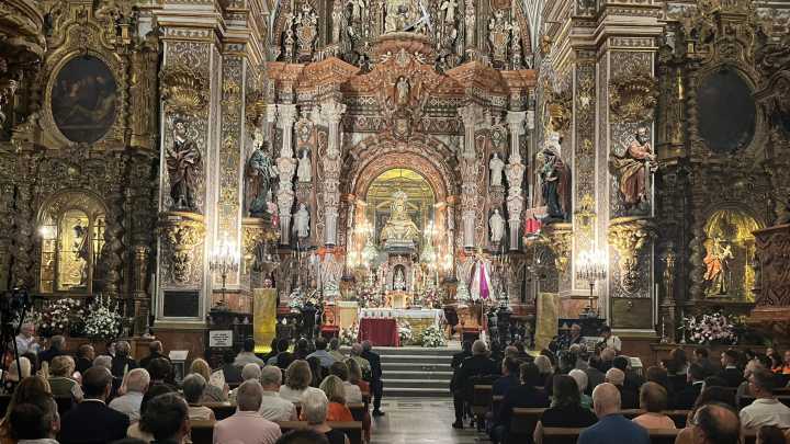 Fernando Díaz de la Guardia pronuncia una exaltación a la Patrona de Granada con emocionantes rasgos autobiográficos (GALERÍA GRÁFICA)