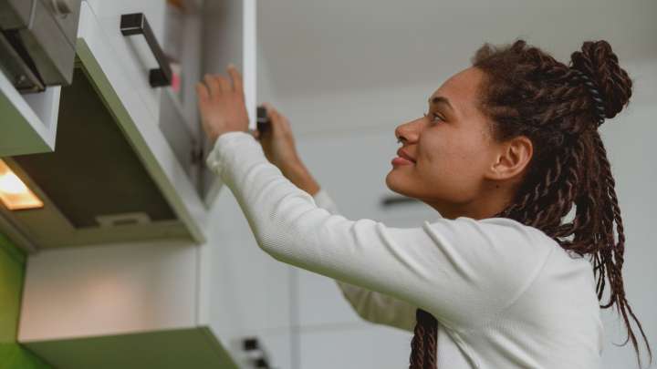 How To Know If Your Cabinets Are Builder-Grade (And What It Means)