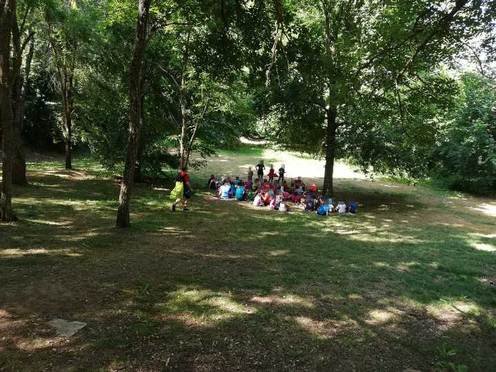 Así es el campamento euskaldún denunciado porque los monitores obligan a adolescentes a ducharse desnudos con ellos