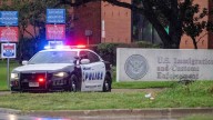 Balas de tiroteo en Dallas tienen frase "anti