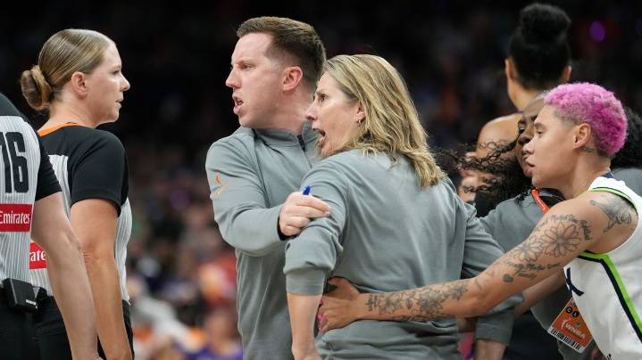 Lynx coach Cheryl Reeve blasts WNBA refs after Napheesa Collier hurt late in playoff loss