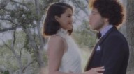 Selena Gómez eligió un vestido de Ralph Lauren para su boda con Benny Blanco: las fotos de los novios