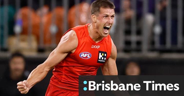 AFL 2025: David Swallow delivers Gold Coast Suns win by a point over Fremantle Dockers in elimination final thriller