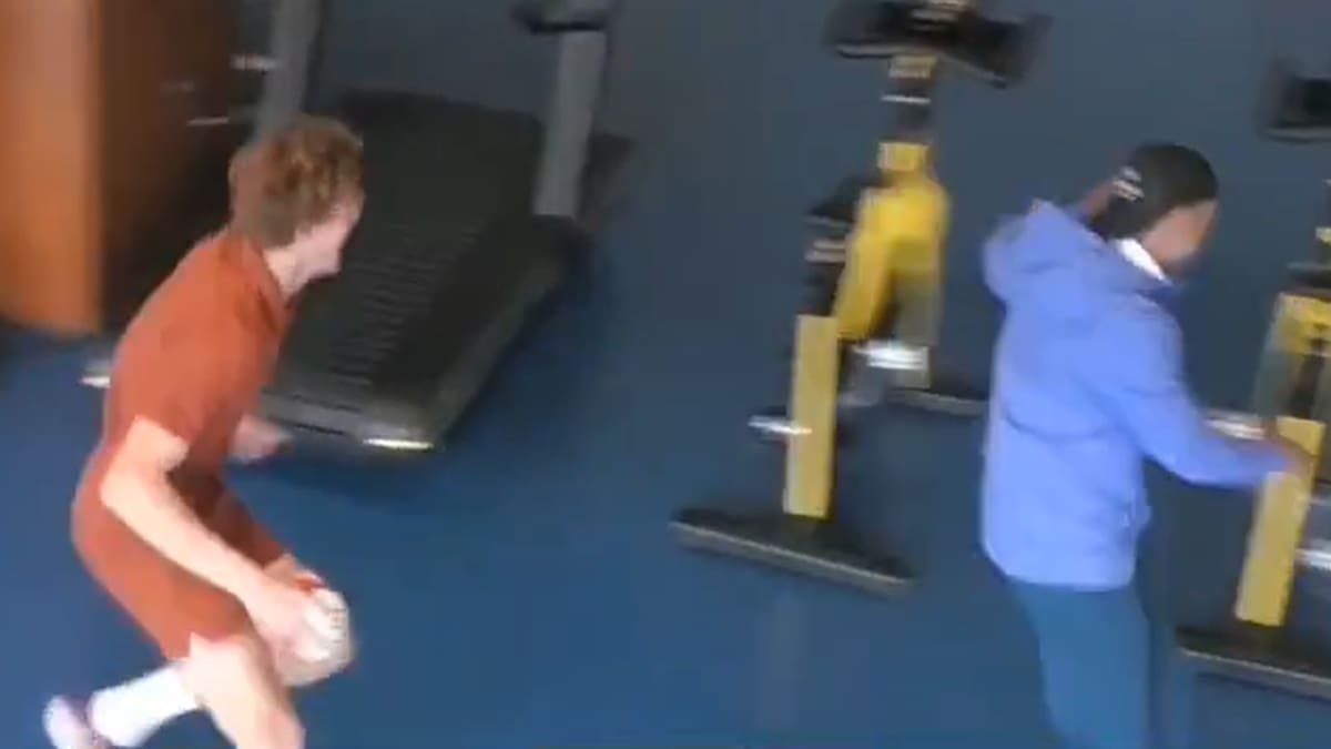 El divertido juego de Sinner para distraerse del caos en la Arthur Ashe