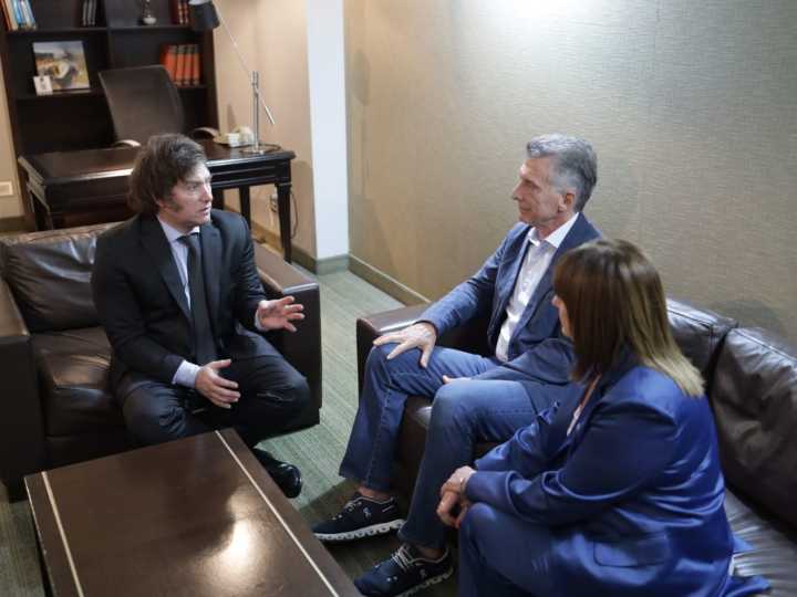 Bullrich le hizo un guiño, pero Mauricio Macri espera un gesto de los Milei y hay ruido en la mesa política del Presidente