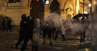 Marcha de la Generación Z: PNP reprime y golpea a mujeres en la av. Abancay a metros del Congreso