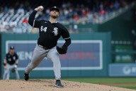 Deadspin | White Sox take perfect game into 6th, blank Nationals