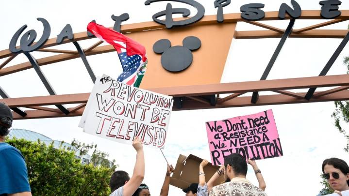 Disney Faces Protests in L.A. and N.Y. After Yanking Jimmy Kimmel