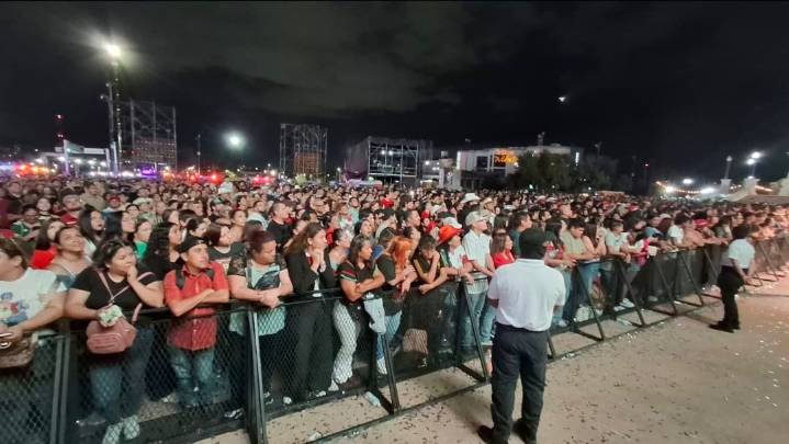 Los de la Orden hacen vibrar a miles en la noche del Grito
