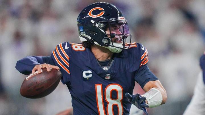 Vikings vs. Bears player props, predictions, odds: Back Caleb Williams Under 220.5 passing yards on MNF