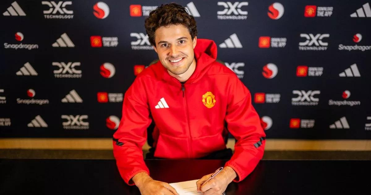 Manchester United announce £18.2million Senne Lammens signing