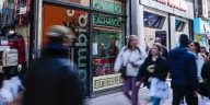 Dólar cerca de $1.400: a qué precio lo vende cada banco