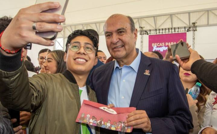 SEPH mantiene abierta convocatoria de Becas para la Transformación