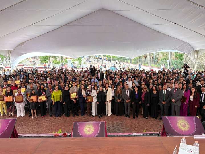Conmemora Tecámac 200 años como municipio con entrega de la Presea al Mérito Civil