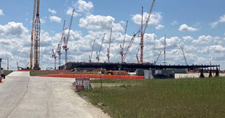 Sen. Bernie Moreno asks Intel for updates on delayed New Albany plants