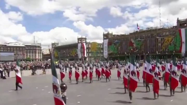 Sheinbaum destaca mujeres en su primer desfile militar – Telemundo Area de la Bahía 48