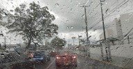 Pronostican lluvias muy fuertes y oleaje elevado en Colima