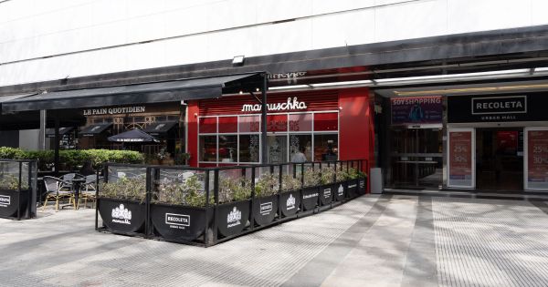 Bowling, un bar de deportes y nuevas marcas, la apuesta del Recoleta Urban Mall para crecer